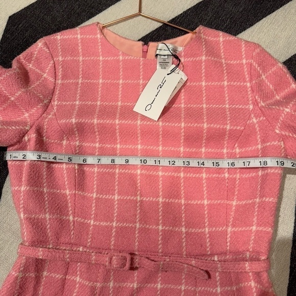OSCAR DE LA RENTA Fall 2023 Pink & White Windowpane Tweed Boucle Dress Sz 12 NWT - Picture 10 of 15